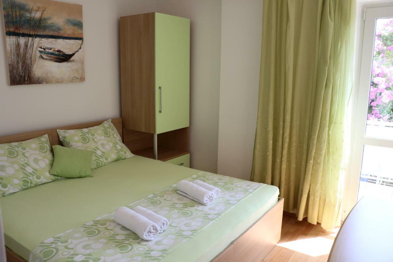Apartment Mlacic Hvar Island Extérieur photo